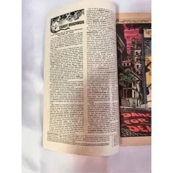 Vintage Comic Book Bundle – DC Aquaman, Madame Xanadu, and Archie Varients - Picture 6 of 16